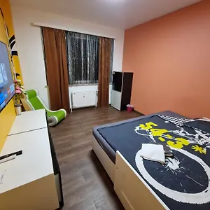 apt-pavic.brusselshotelsbook.com/